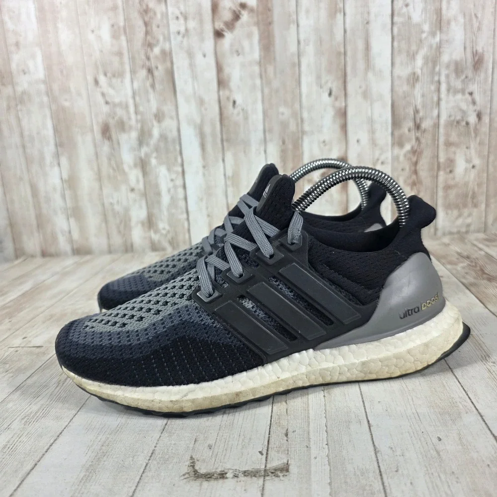 Adidas UltraBoost 2.0 Core Black Grey Running Shoes‎ AF5141 Womens 7 Mens 5.5